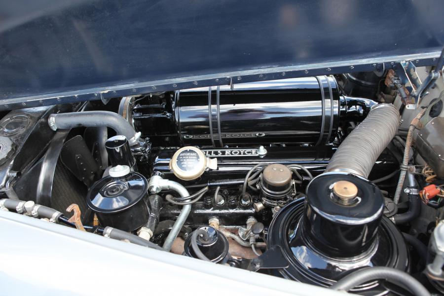  Rolls-Royce Silver Cloud LWB Saloon 1959 года  (фото 19 из 21)
